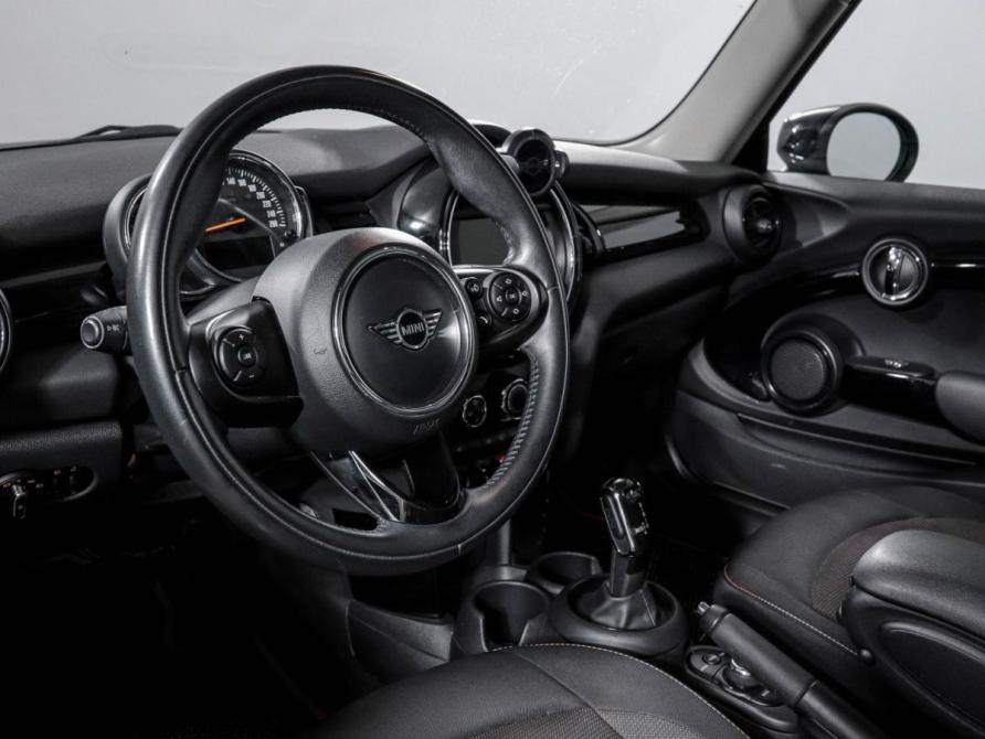 Mini Hatch III (F55/F56) Рестайлинг Москва  - изображение 15