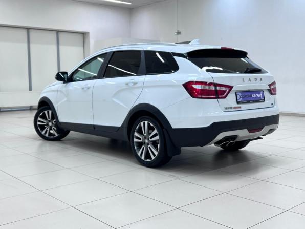 Lada (ВАЗ) Vesta I с пробегом 2018 года, цена 1 050 000 рублей, 130000 км, универсал, Автокод Объявления