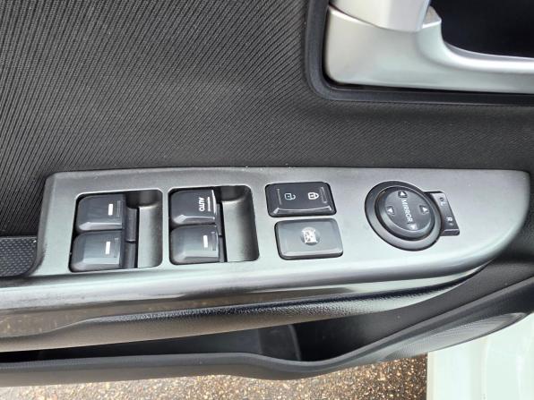 Kia Rio III с пробегом 2014 года, цена 595 000 рублей, 266719 км, седан, Автокод Объявления