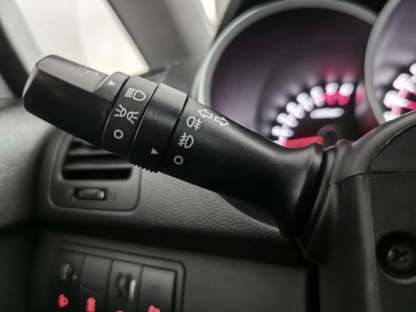Kia Venga I с пробегом 2012 года, цена 695 000 рублей, 230278 км, минивэн, Автокод Объявления