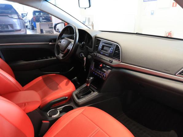 Hyundai Elantra VI (AD) с пробегом 2016 года, цена 1 270 000 рублей, 179711 км, седан, Автокод Объявления