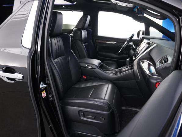 Toyota Alphard III Рестайлинг с пробегом 2019 года, цена 4 885 000 рублей, 129738 км, минивэн, Автокод Объявления