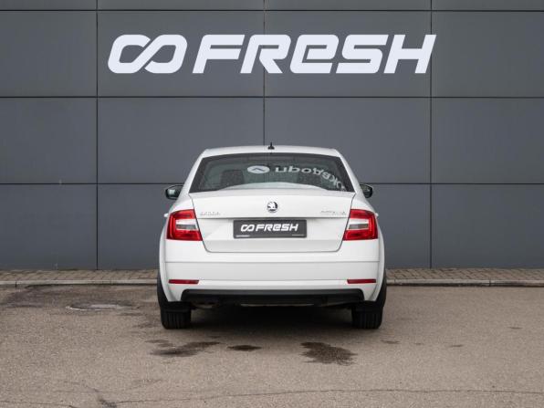 Skoda Octavia III (A7) Рестайлинг с пробегом 2018 года, цена 1 790 000 рублей, 61836 км, лифтбек, Автокод Объявления
