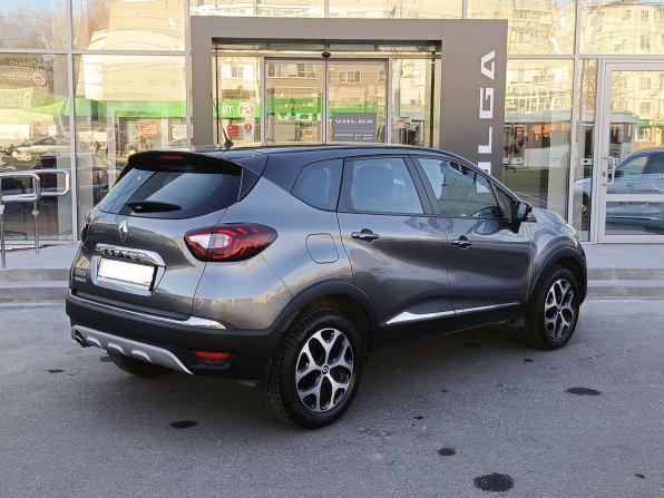 Renault Kaptur I с пробегом 2017 года, цена 1 499 000 рублей, 74203 км, внедорожник, Автокод Объявления