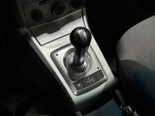Opel Astra H Рестайлинг с пробегом 2010 года, цена 550 000 рублей, 148059 км, седан, Автокод Объявления