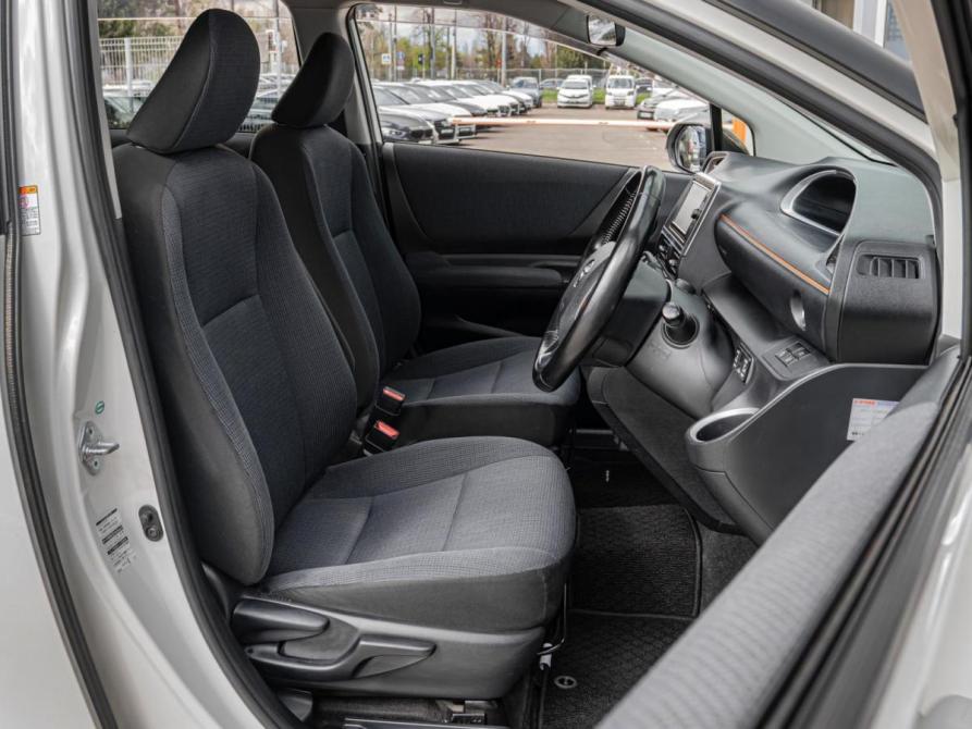 Toyota Sienta II Краснодар  - изображение 11
