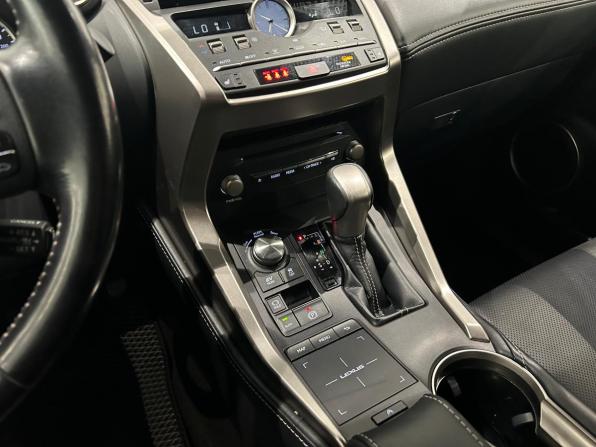 Lexus NX I Рестайлинг с пробегом 2018 года, цена 2 849 000 рублей, 126284 км, внедорожник, Автокод Объявления