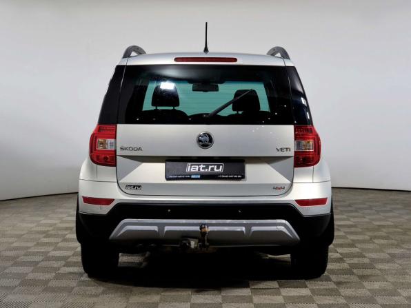Skoda Yeti I Рестайлинг с пробегом 2015 года, цена 1 098 000 рублей, 214122 км, внедорожник, Автокод Объявления