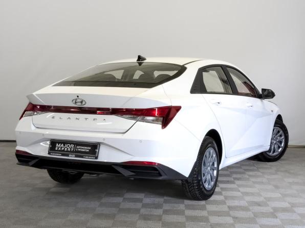Hyundai Elantra VII (CN7) с пробегом 2022 года, цена 2 035 000 рублей, 58162 км, седан, Автокод Объявления
