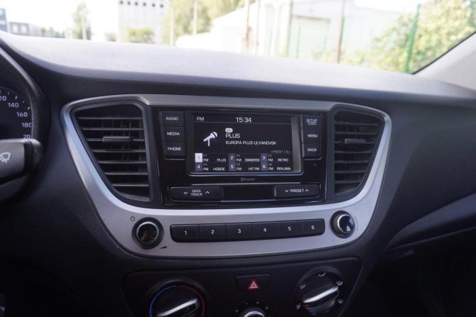 Hyundai Solaris II с пробегом 2018 года, цена 1 169 000 рублей, 191082 км, седан, Автокод Объявления