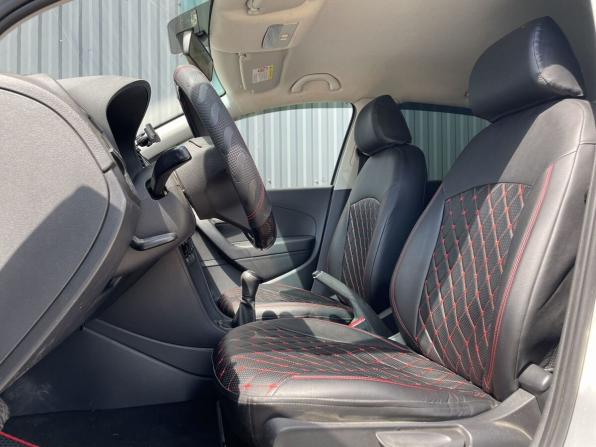 Volkswagen Polo V с пробегом 2013 года, цена 200 000 рублей, 220000 км, седан, Автокод Объявления