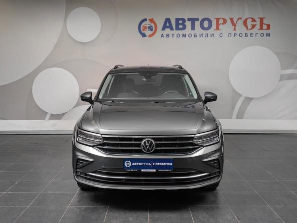 Volkswagen Tiguan II Рестайлинг с пробегом 2021 года, цена 2 699 000 рублей, 75003 км, внедорожник, Автокод Объявления