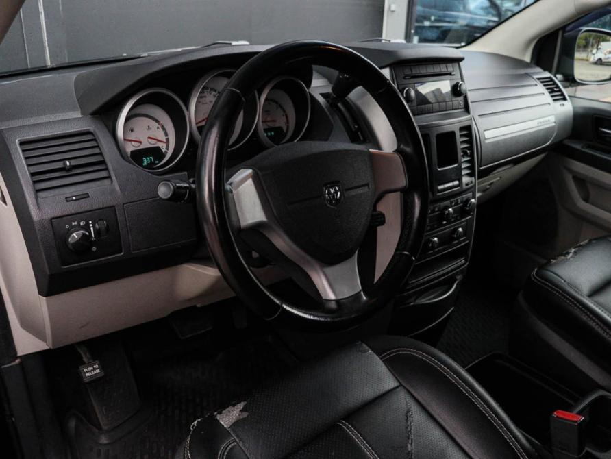 Dodge Caravan V Москва  - изображение 16