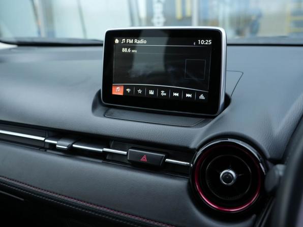 Mazda CX-3 I с пробегом 2015 года, цена 1 380 000 рублей, 92703 км, внедорожник, Автокод Объявления