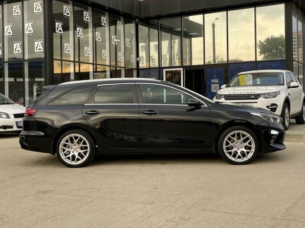Kia Ceed III с пробегом 2019 года, цена 1 387 000 рублей, 172800 км, универсал, Автокод Объявления