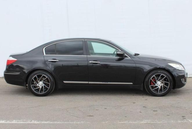 Hyundai Genesis I с пробегом 2010 года, цена 870 000 рублей, 165756 км, седан, Автокод Объявления
