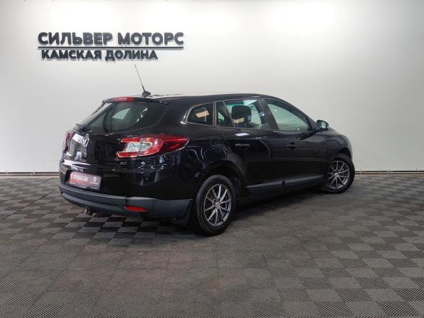 Renault Megane III с пробегом 2010 года, цена 500 000 рублей, 255692 км, универсал, Автокод Объявления