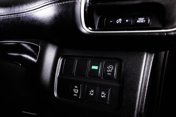 Nissan Serena V (C27) с пробегом 2017 года, цена 2 239 000 рублей, 154258 км, минивэн, Автокод Объявления