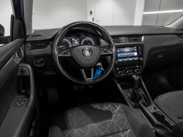Skoda Octavia III (A7) Рестайлинг с пробегом 2019 года, цена 1 730 000 рублей, 138534 км, лифтбек, Автокод Объявления