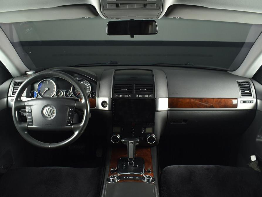 Volkswagen Touareg I Рестайлинг Кемерово  - изображение 7