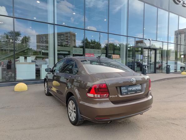 Volkswagen Polo V Рестайлинг с пробегом 2017 года, цена 1 095 000 рублей, 97452 км, седан, Автокод Объявления