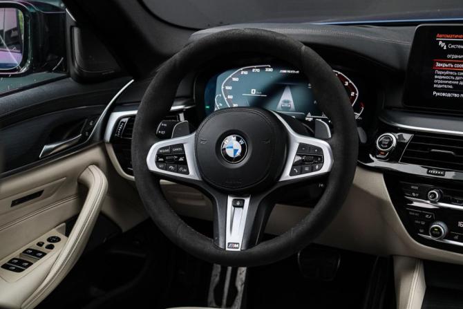 BMW 5 серии VII (G30/G31/G38) Рестайлинг с пробегом 2020 года, цена 5 700 000 рублей, 105035 км, седан, Автокод Объявления