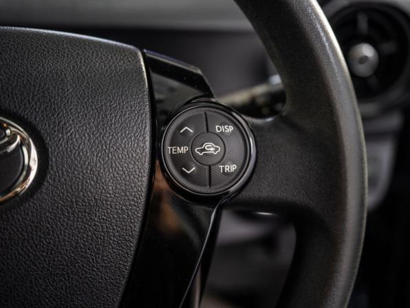 Toyota Aqua I Рестайлинг с пробегом 2016 года, цена 995 000 рублей, 150034 км, хэтчбек, Автокод Объявления