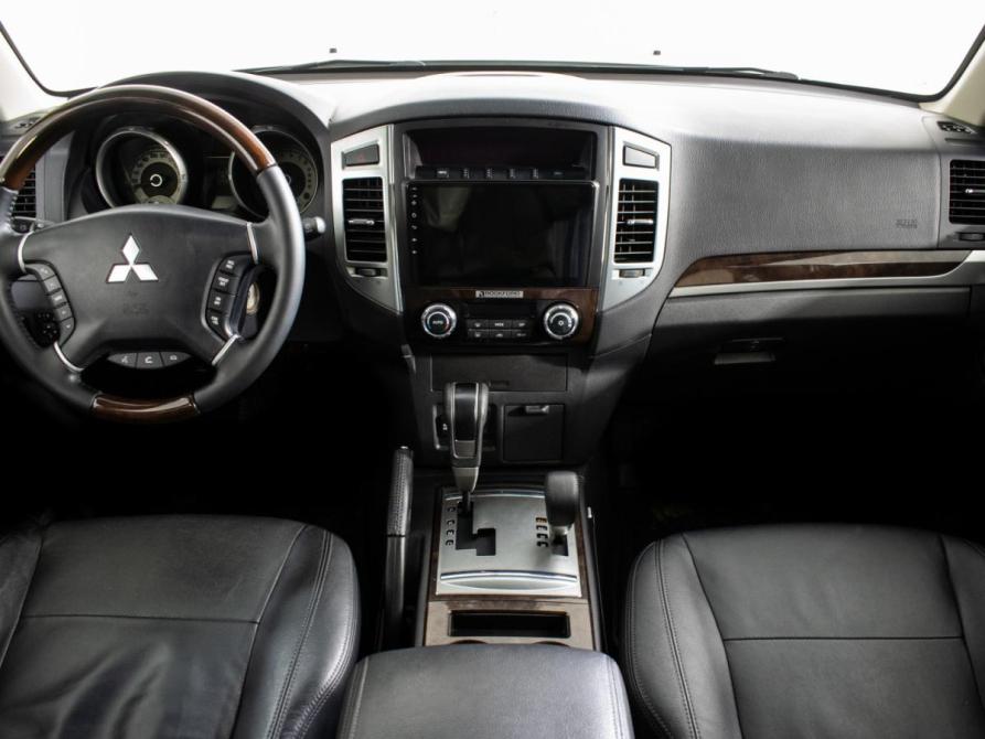 Mitsubishi Pajero IV Рестайлинг 2 Москва  - изображение 13