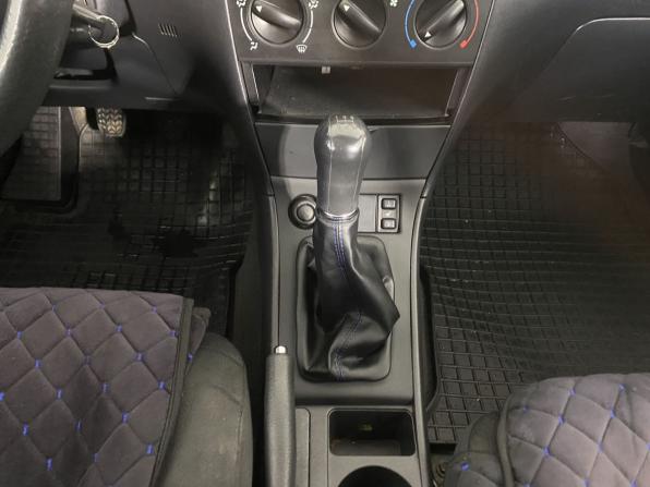 Toyota Corolla IX (E120 E130) Рестайлинг с пробегом 2004 года, цена 455 000 рублей, 308351 км, хэтчбек, Автокод Объявления