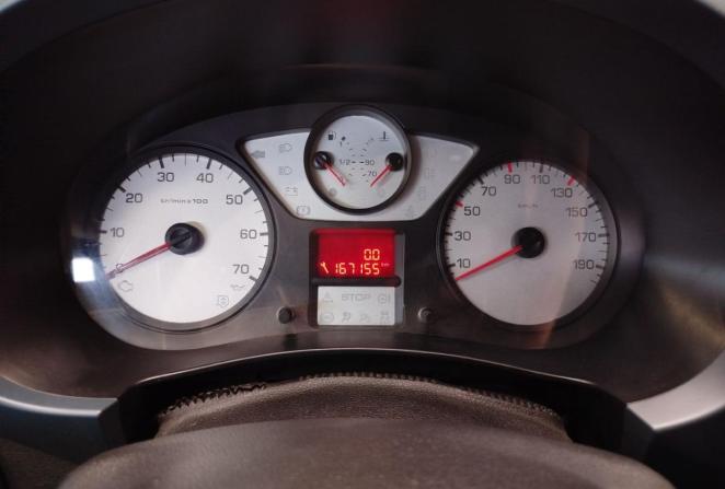 Peugeot Partner II с пробегом 2011 года, цена 450 000 рублей, 167155 км, компактвэн, Автокод Объявления