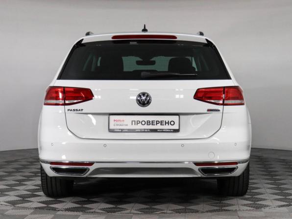 Volkswagen Passat B8 с пробегом 2019 года, цена 2 147 000 рублей, 233834 км, универсал, Автокод Объявления