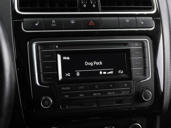 Volkswagen Polo V Рестайлинг с пробегом 2018 года, цена 1 199 000 рублей, 161458 км, седан, Автокод Объявления