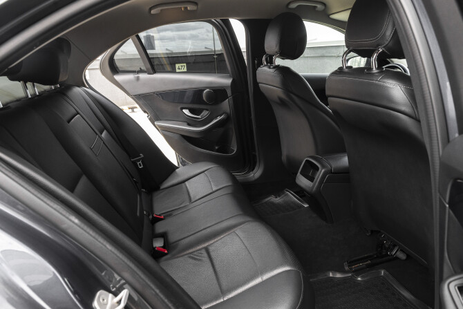 Mercedes-Benz C-Класс IV (W205) с пробегом 2016 года, цена 2 330 000 рублей, 131449 км, седан, Автокод Объявления