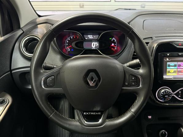 Renault Kaptur I с пробегом 2019 года, цена 1 940 000 рублей, 69979 км, внедорожник, Автокод Объявления