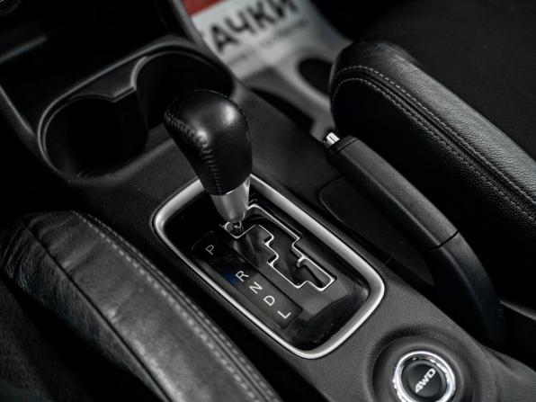 Mitsubishi Outlander III Рестайлинг 2 с пробегом 2015 года, цена 1 747 000 рублей, 172775 км, внедорожник, Автокод Объявления