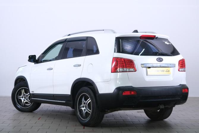Kia Sorento II с пробегом 2011 года, цена 1 629 000 рублей, 142000 км, внедорожник, Автокод Объявления