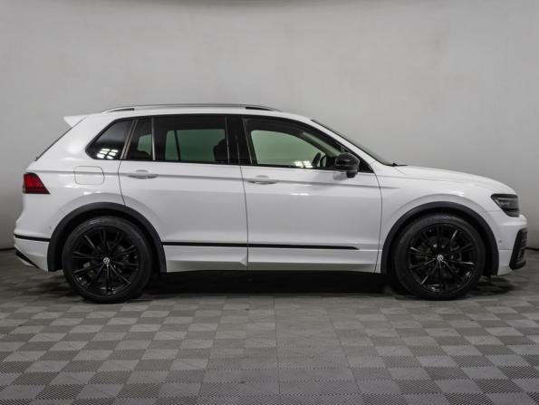 Volkswagen Tiguan II с пробегом 2018 года, цена 3 319 000 рублей, 87528 км, внедорожник, Автокод Объявления