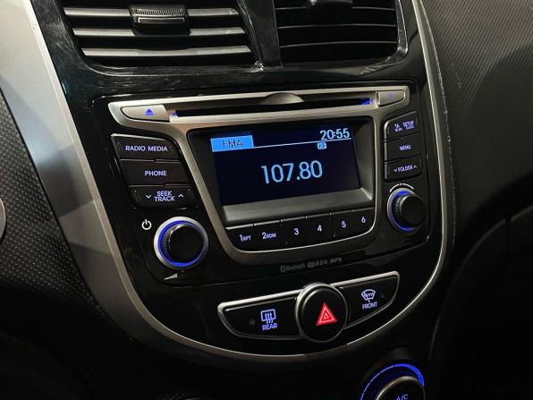Hyundai Solaris I Рестайлинг с пробегом 2016 года, цена 1 040 000 рублей, 173625 км, седан, Автокод Объявления