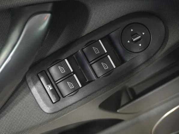 Ford Kuga I с пробегом 2011 года, цена 1 375 000 рублей, 104864 км, внедорожник, Автокод Объявления