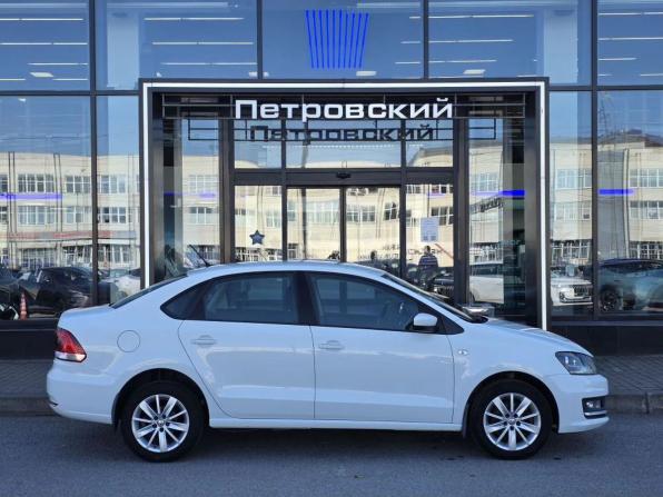 Volkswagen Polo V Рестайлинг с пробегом 2016 года, цена 1 150 000 рублей, 79747 км, седан, Автокод Объявления
