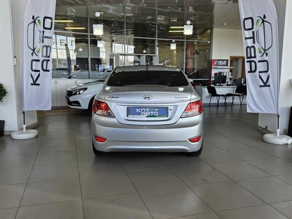 Hyundai Solaris I с пробегом 2012 года, цена 689 000 рублей, 255000 км, седан, Автокод Объявления