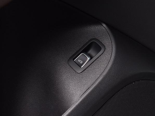 Audi Q5 I (8R) Рестайлинг с пробегом 2012 года, цена 1 999 995 рублей, 159300 км, внедорожник, Автокод Объявления