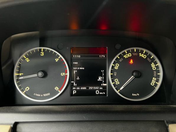 Land Rover Discovery IV с пробегом 2011 года, цена 1 370 000 рублей, 291000 км, внедорожник, Автокод Объявления