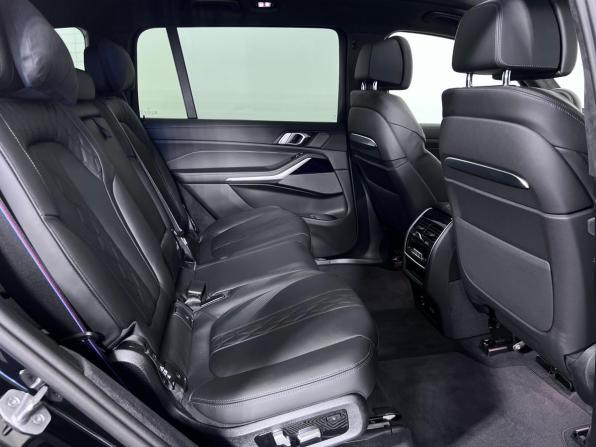 BMW X7 I (G07) Рестайлинг с пробегом 2025 года, цена 16 099 000 рублей, 3905 км, внедорожник, Автокод Объявления