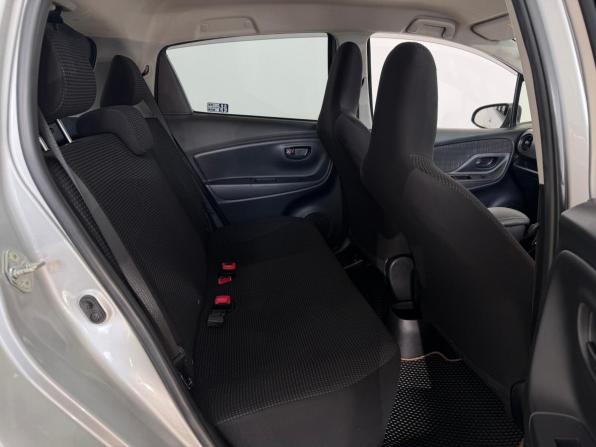 Toyota Vitz III (XP130) Рестайлинг с пробегом 2019 года, цена 1 100 000 рублей, 89988 км, хэтчбек, Автокод Объявления