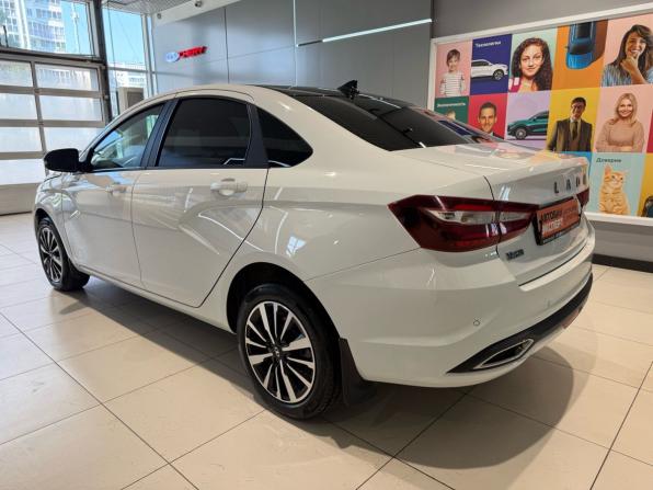 Lada (ВАЗ) Vesta I Рестайлинг (NG) с пробегом 2024 года, цена 1 399 000 рублей, 29420 км, седан, Автокод Объявления