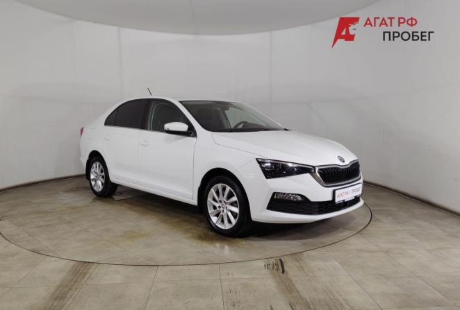 Skoda Rapid I Рестайлинг с пробегом 2020 года, цена 1 720 000 рублей, 119070 км, лифтбек, Автокод Объявления