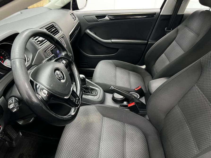 Volkswagen Jetta VI Рестайлинг Казань  - изображение 13