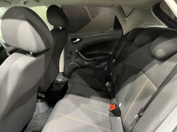 SEAT Ibiza IV с пробегом 2011 года, цена 545 000 рублей, 292347 км, хэтчбек, Автокод Объявления
