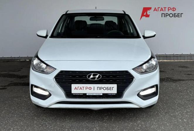 Hyundai Solaris II с пробегом 2018 года, цена 1 350 000 рублей, 124298 км, седан, Автокод Объявления